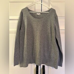 Market & Spruce Gray Crew Sweater